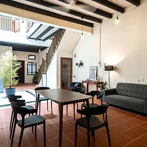 Aayu Stewart Penang Ma­lay­sia